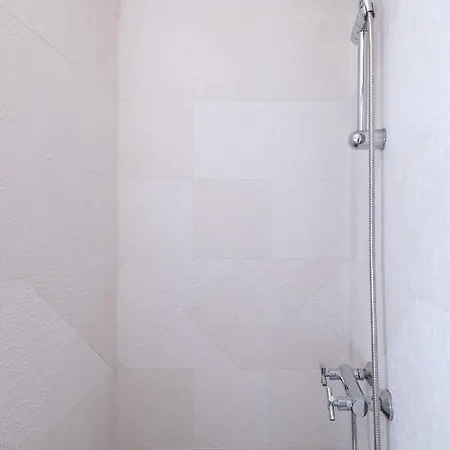 アパートホテル Blue Label House 3*