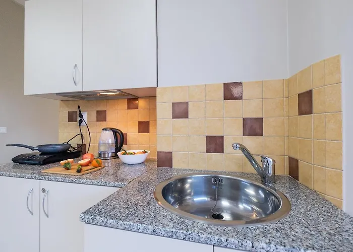 Blue Label House Aparthotel 3*